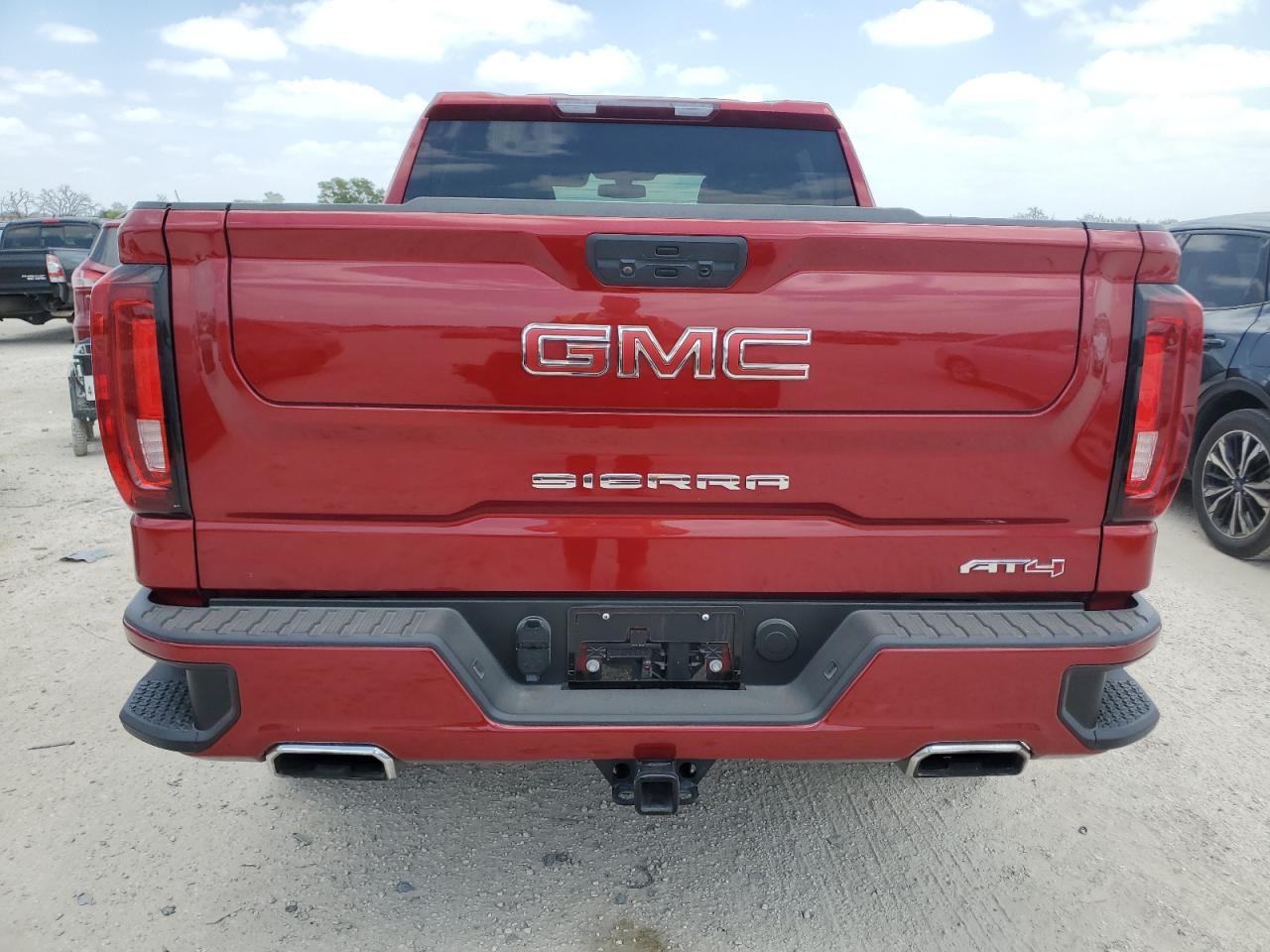 XGTP9EEL6MG174354 2021 GMC Sierra K15