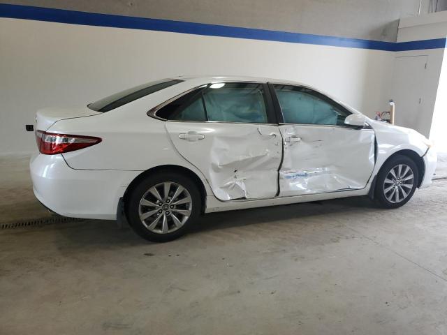 VIN 4T1BF1FK3HU618712 2017 Toyota Camry, LE no.3