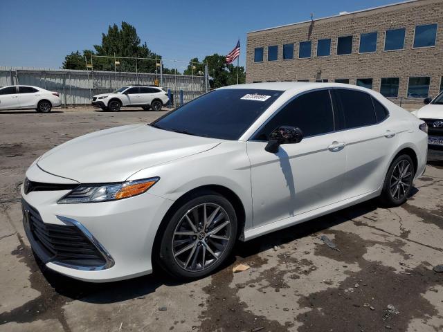 4T1F11BK4MU028714 Toyota Camry XLE