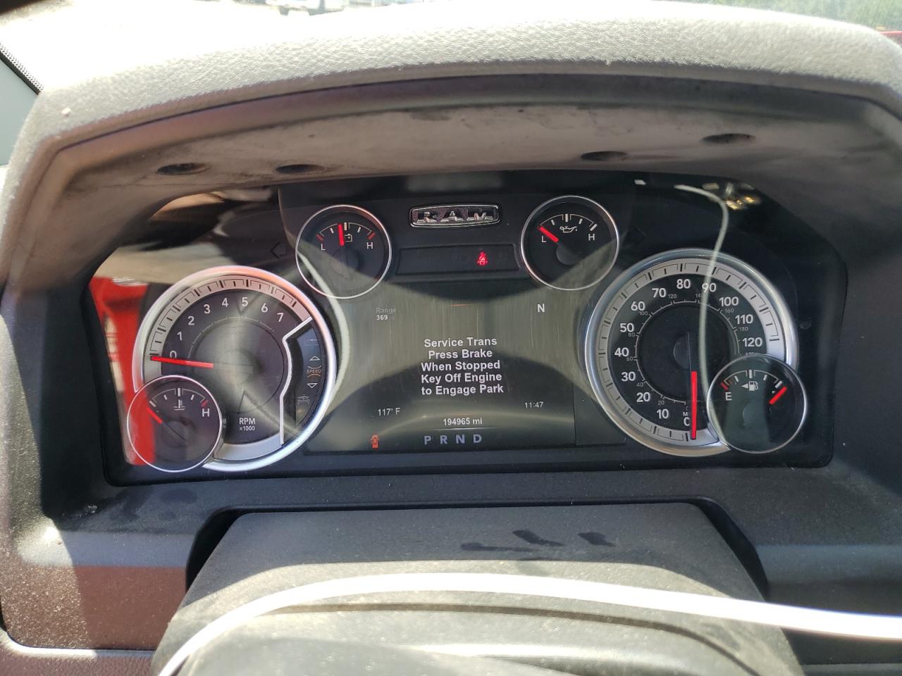 1C6RR6LT6HS747860 2017 Ram 1500 Slt