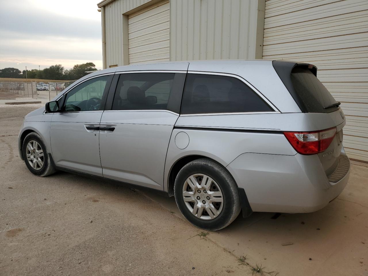 5FNRL5H28BB054961 2011 Honda Odyssey Lx