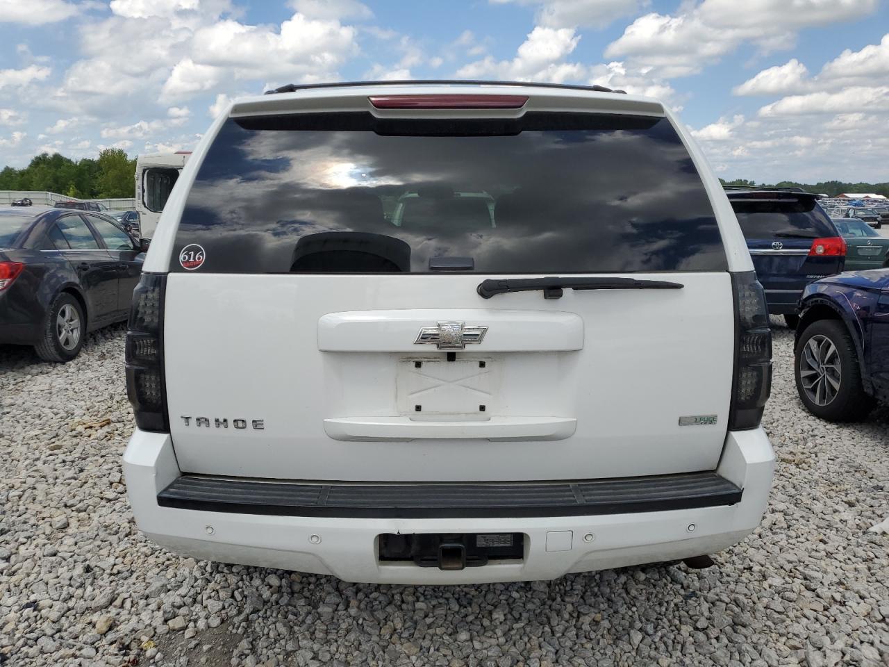 1GNUKBE06AR237256 2010 Chevrolet Tahoe K1500 Lt