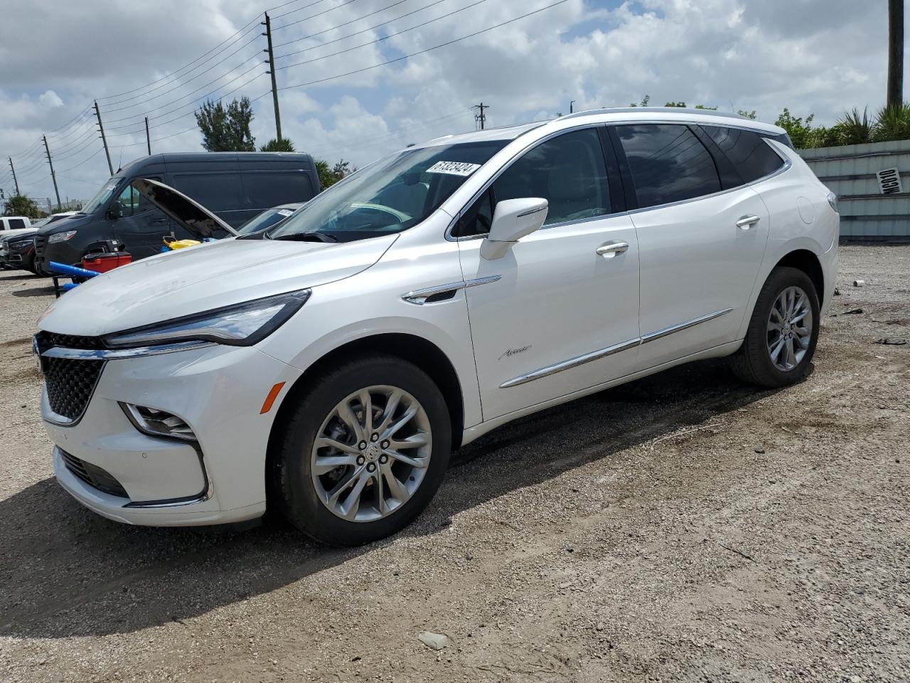 5GAERDKW5PJ213746 2023 Buick Enclave Avenir