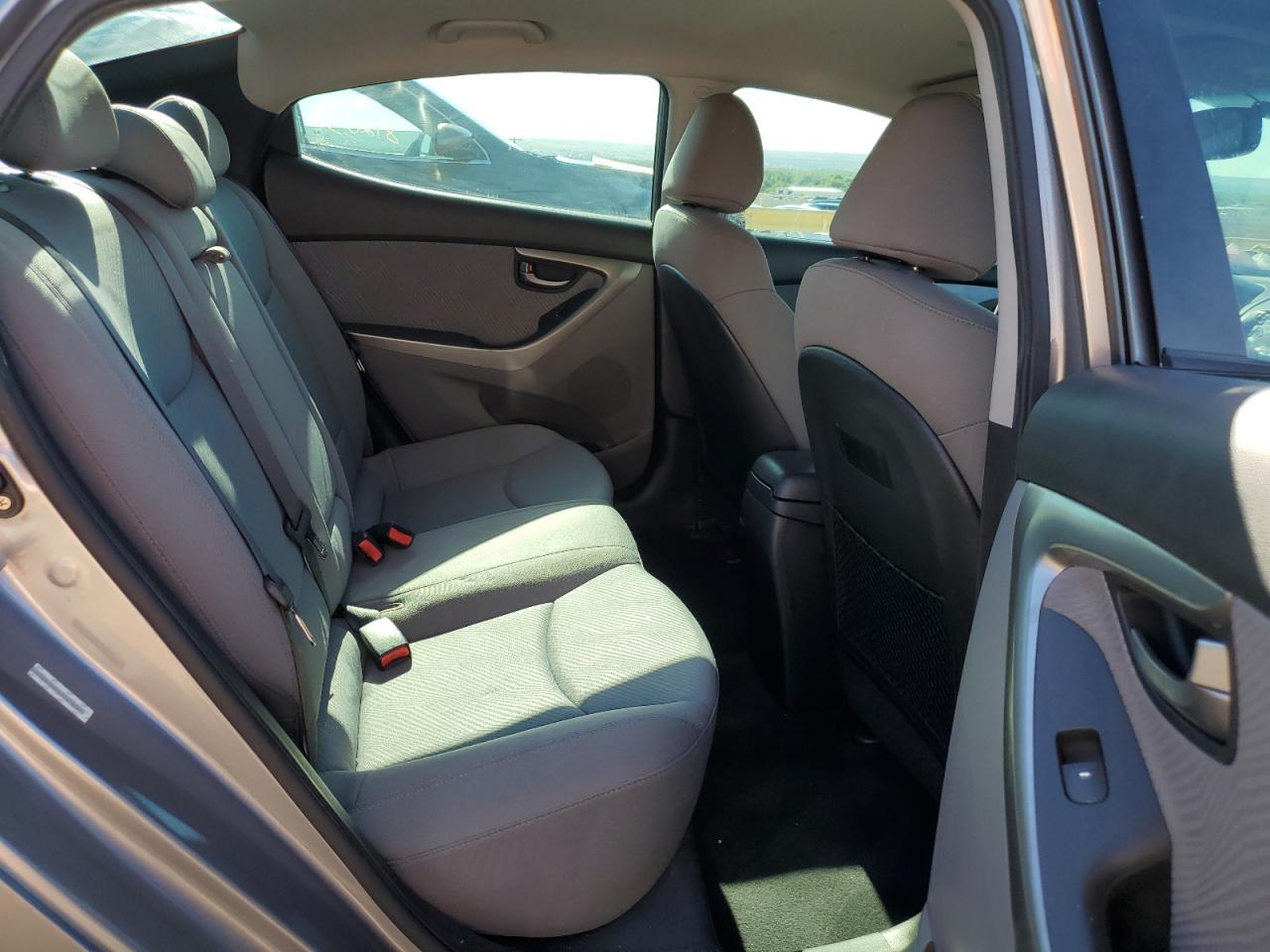 KMHDH4AE2CU418385 2012 Hyundai Elantra Gls