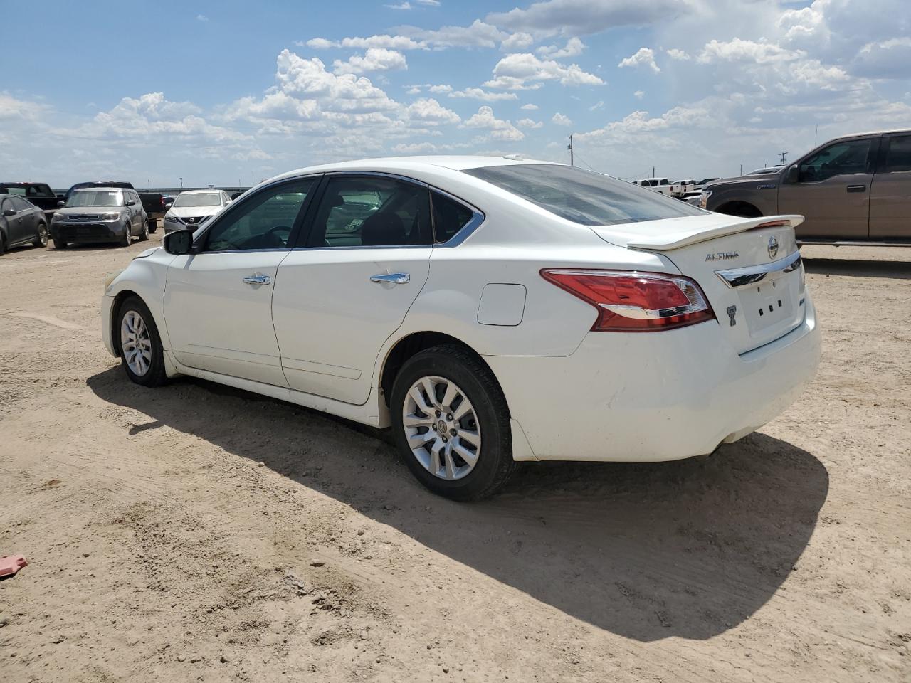 2013 Nissan Altima 2.5 vin: 1N4AL3AP4DN556318