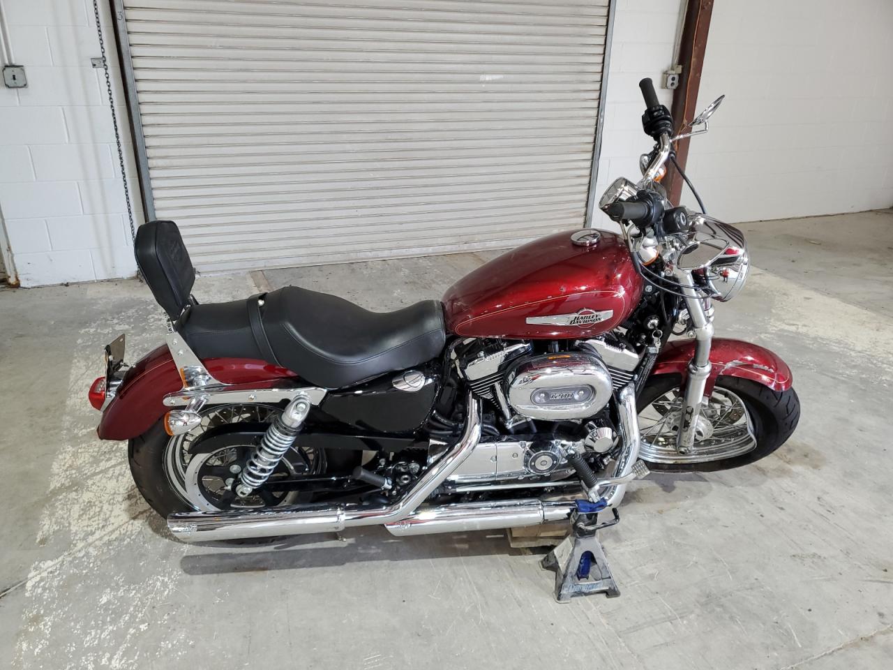 1HD1CT310HC440097 HARLEY-DAVIDSON XL1200 C 2017