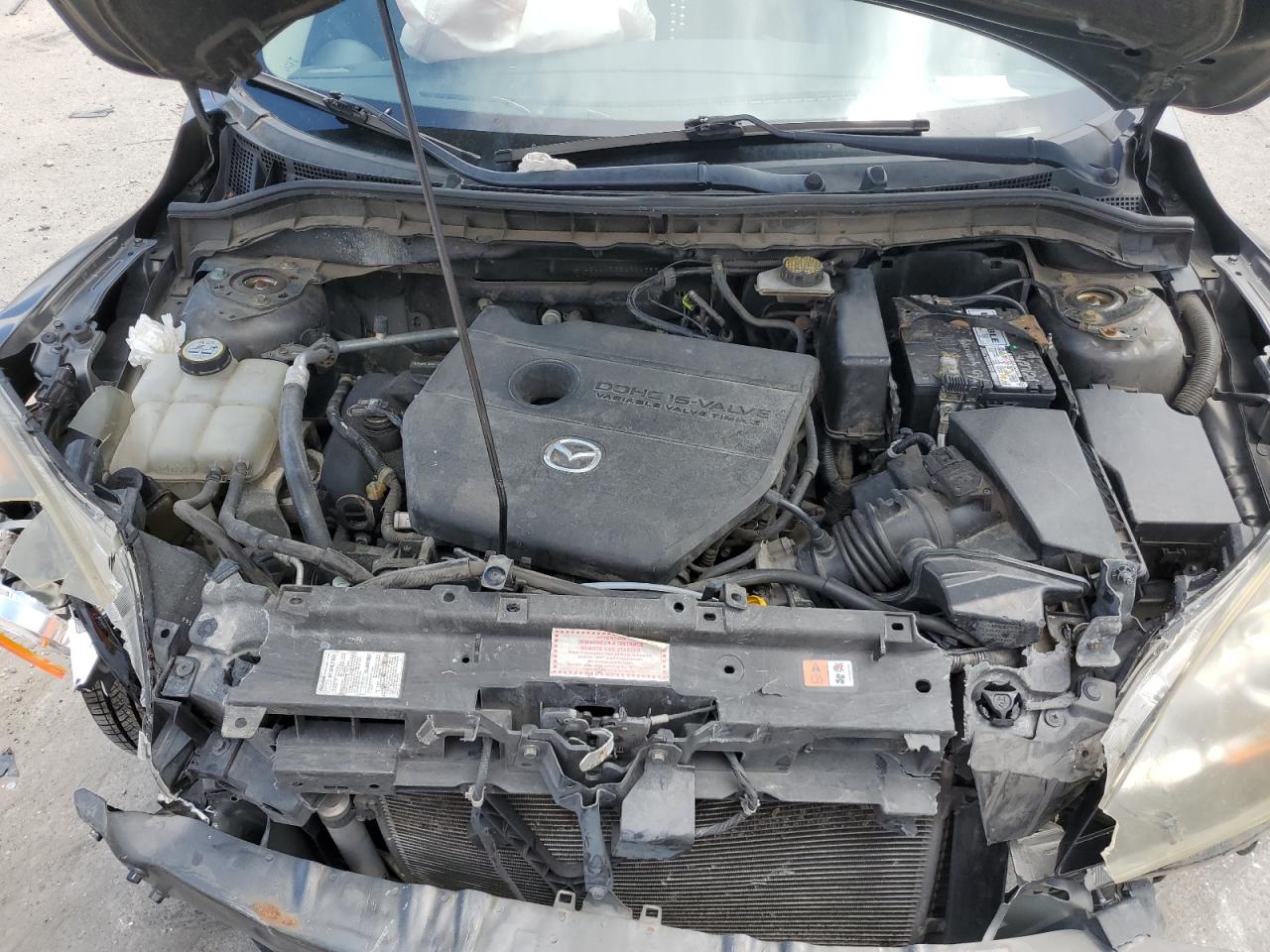 JM1BL1W56B1384355 2011 Mazda 3 S
