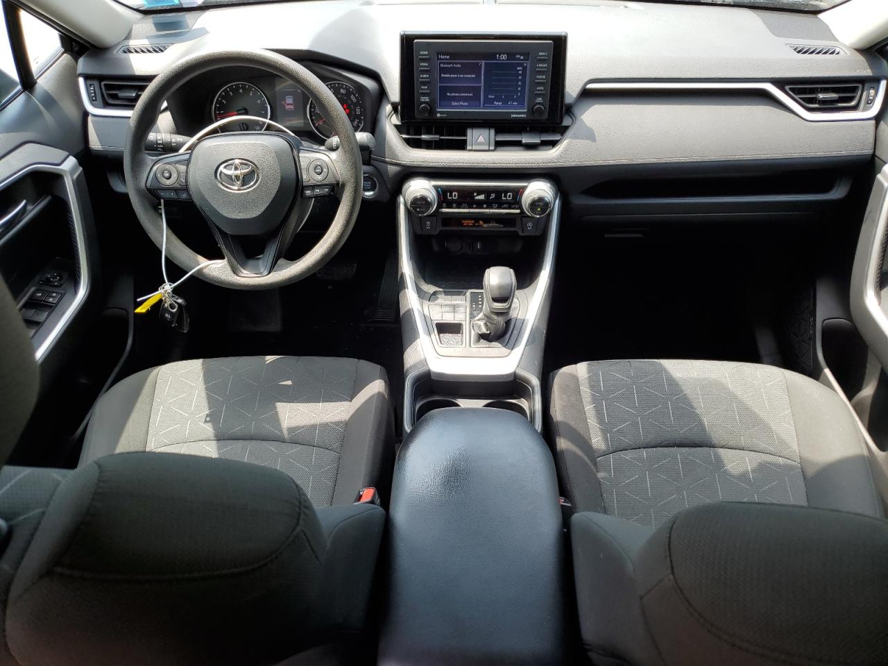 2T3P1RFVXMW247403 2021 Toyota Rav4 Xle