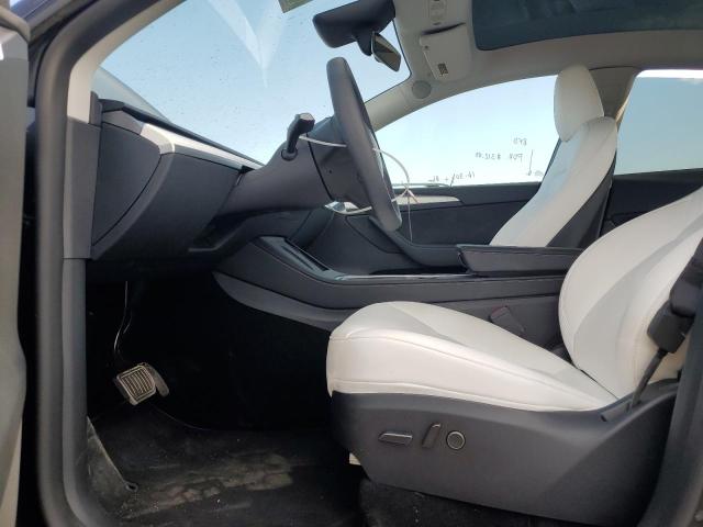 2024 TESLA MODEL Y - 7SAYGAEE5RF027463