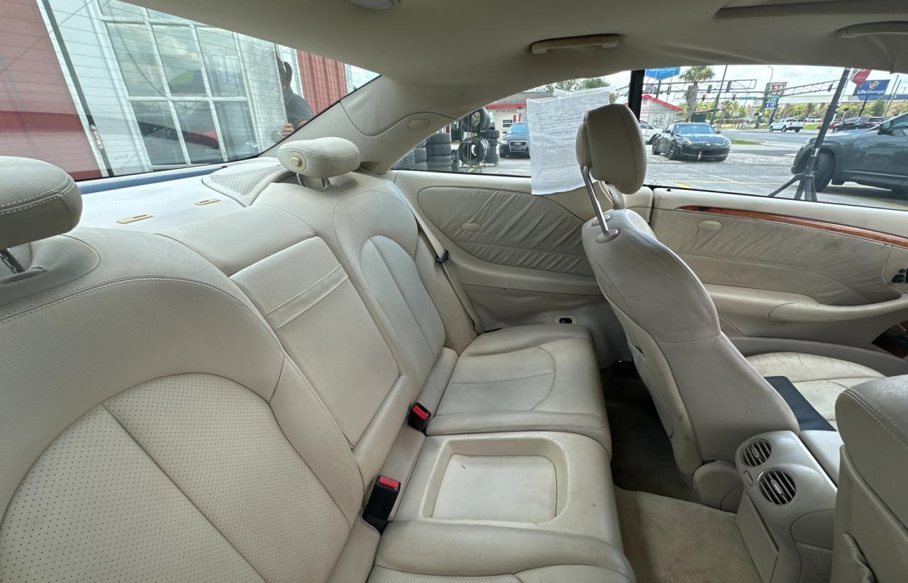 WDBTJ65J73F055575 2003 Mercedes-Benz Clk 320C