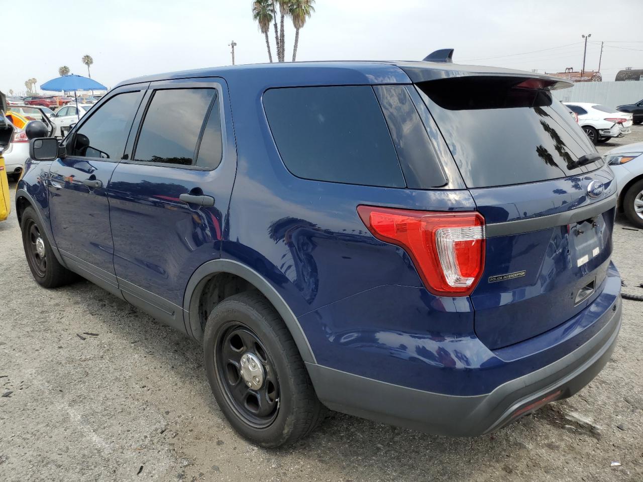 2016 Ford Explorer Police Interceptor vin: 1FM5K8AR1GGB76838