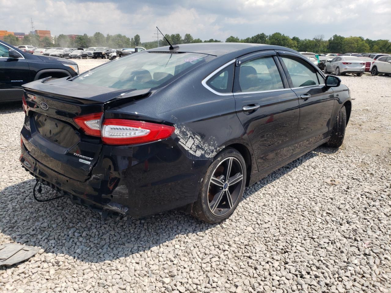 Lot #2828553276 2015 FORD FUSION TIT