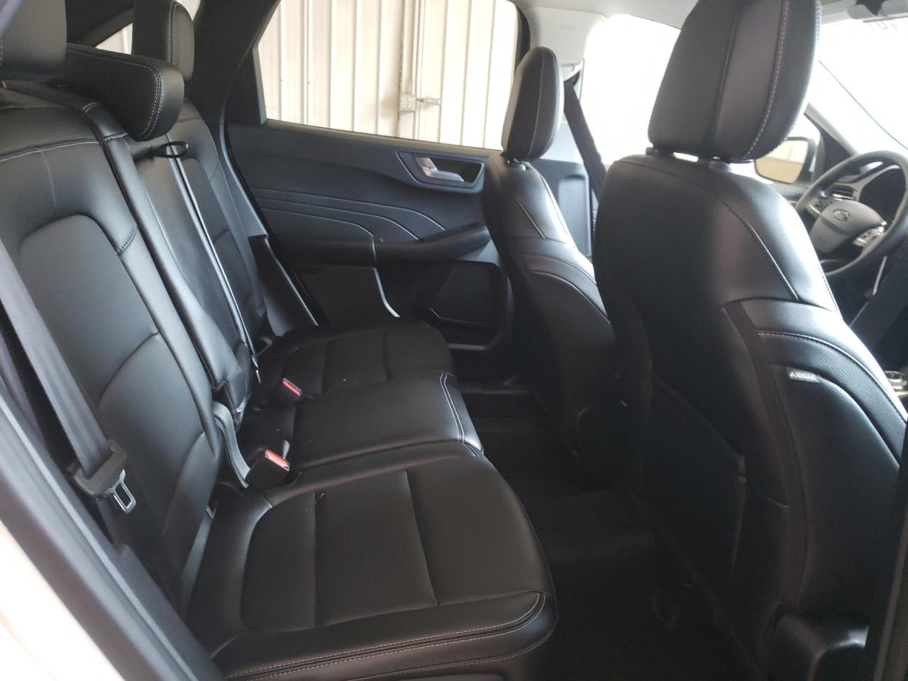 1FMCU9H69NUA33072 2022 Ford Escape Sel