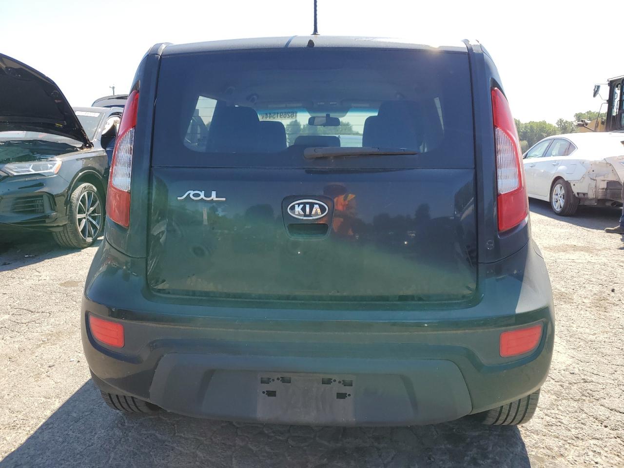 2012 Kia Soul vin: KNDJT2A50C7448705