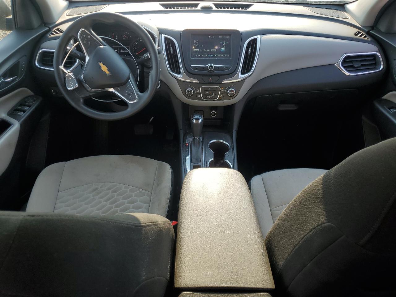 3GNAXHEV3JL103668 2018 Chevrolet Equinox Ls