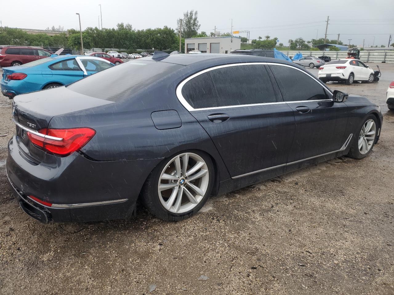 2016 BMW 750 Xi vin: WBA7F2C59GG416787