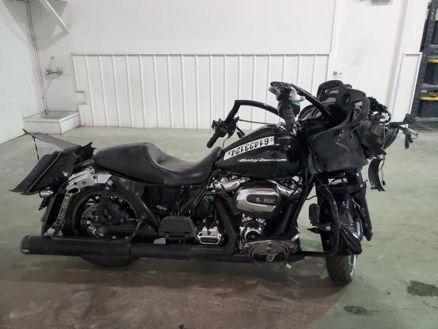 1HD1KHC15HB694975 HARLEY-DAVIDSON FLTRX ROAD 2017