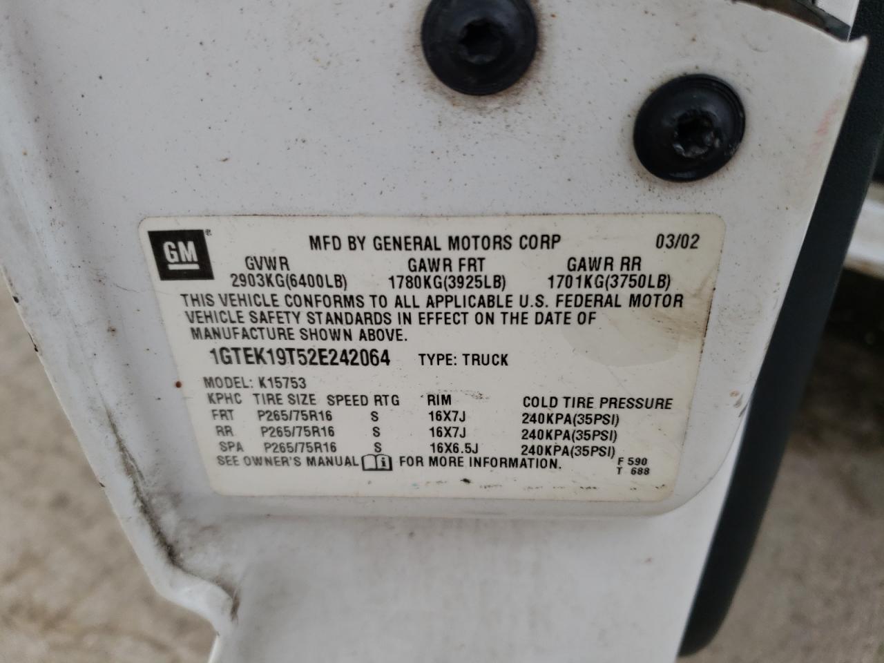 1GTEK19T52E242064 2002 GMC New Sierra K1500