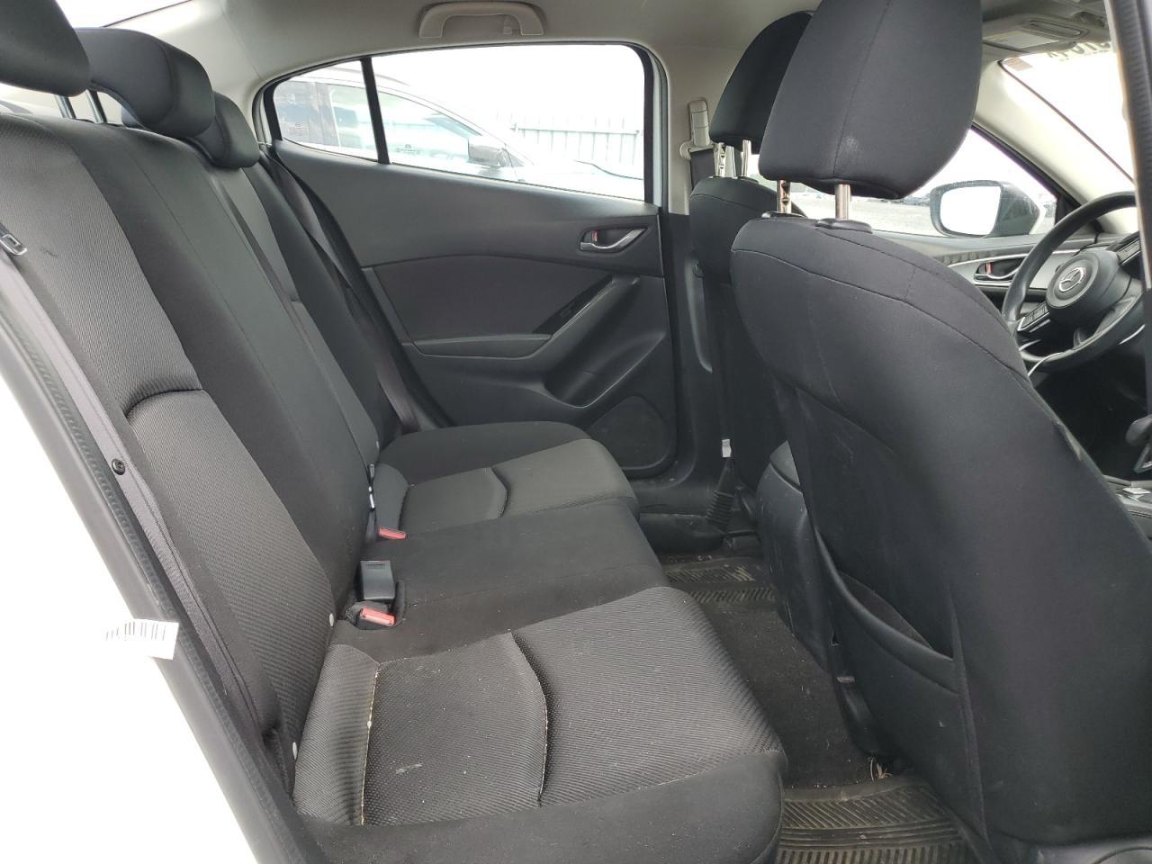 JM1BN1U79H1113927 2017 Mazda 3 Sport