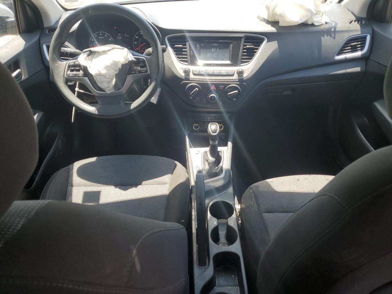 3KPC24A61ME147149 2021 Hyundai Accent Se