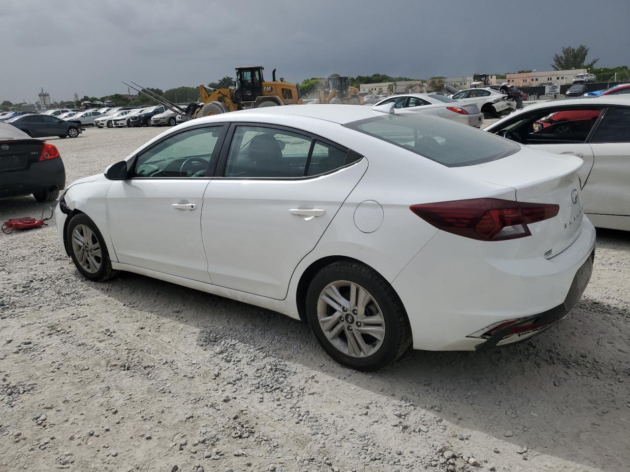 2020 Hyundai Elantra Sel vin: 5NPD84LF2LH569375