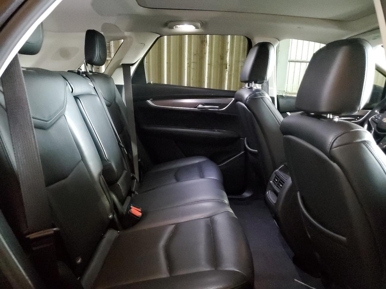 1GYKNCRS2KZ124053 2019 Cadillac Xt5 Luxury