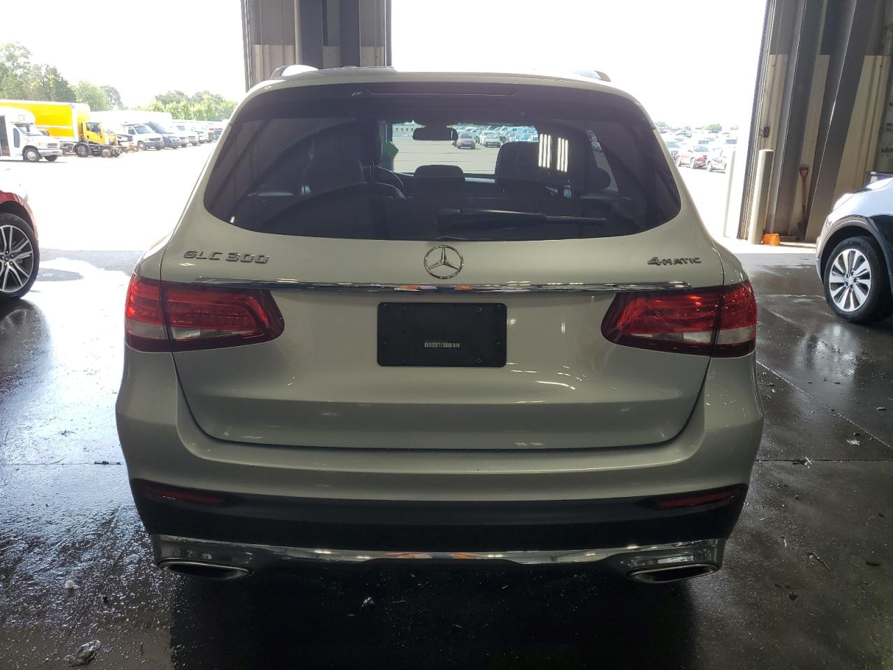 WDC0G4KB6JV087354 2018 Mercedes-Benz Glc 300 4Matic