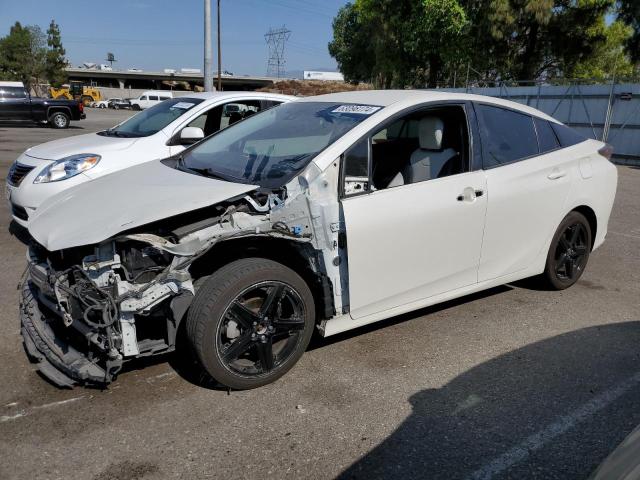 VIN JTDKARFU9J3063845 2018 Toyota Prius no.1