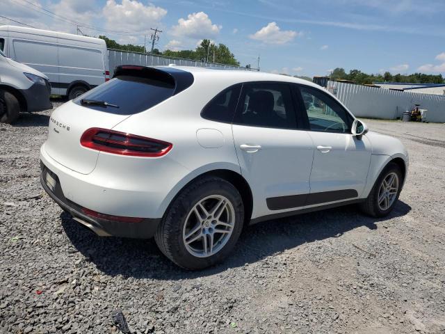 VIN WP1AA2A55JLB00536 2018 Porsche Macan no.3