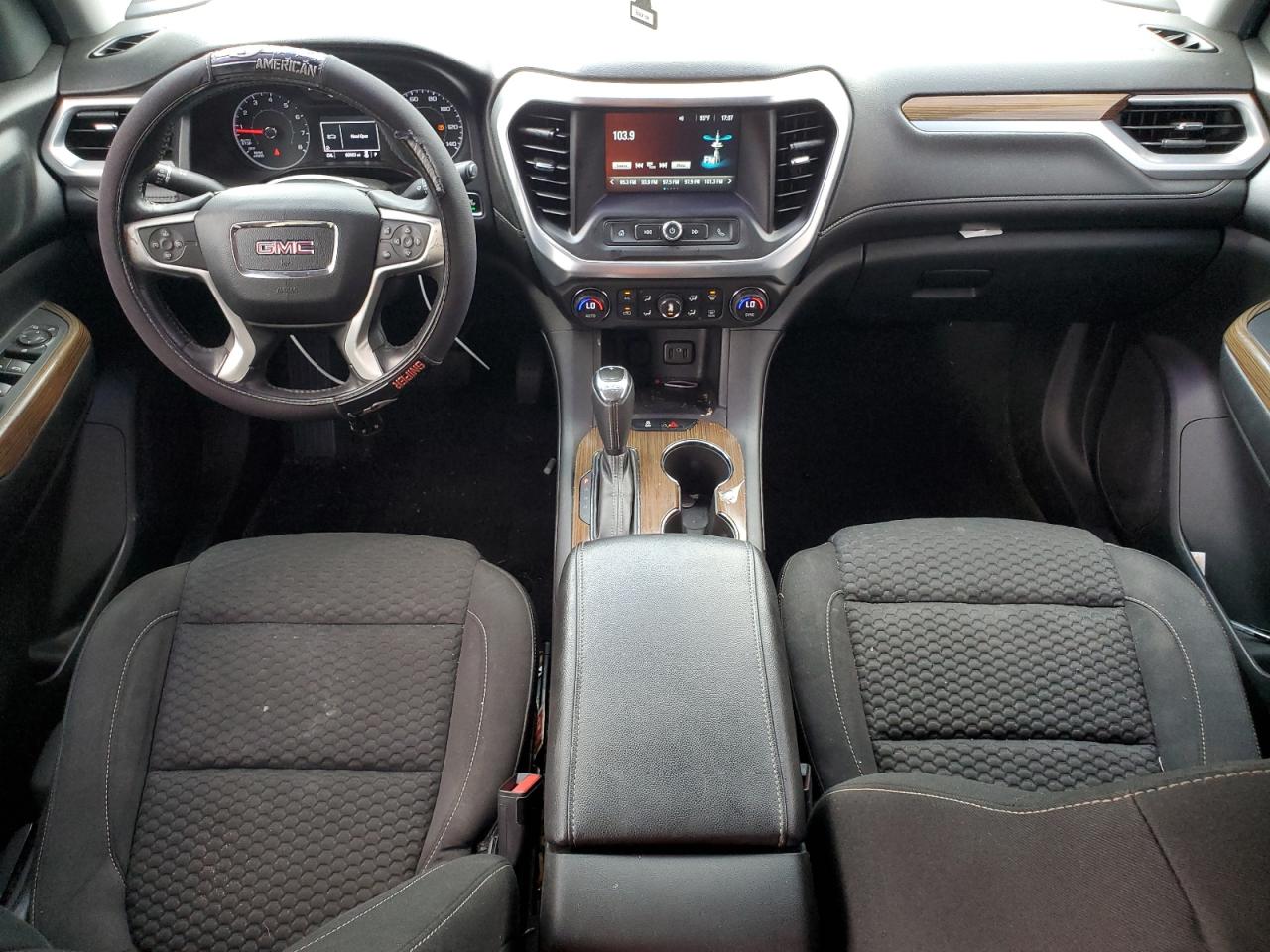 1GKKNKLA9HZ270396 2017 GMC Acadia Sle