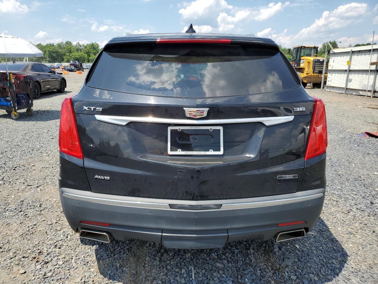 1GYKNERS7HZ105499 2017 Cadillac Xt5 Premium Luxury