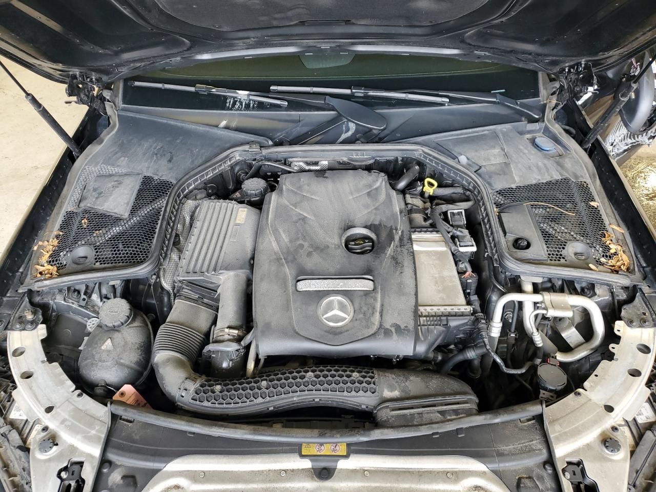 WDDWJ4KB9HF389894 2017 Mercedes-Benz C 300 4Matic