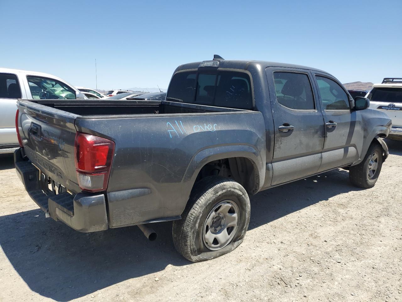 5TFAX5GN0JX130206 2018 Toyota Tacoma Double Cab