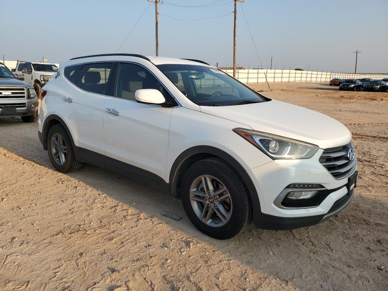 Lot #2826239584 2017 HYUNDAI SANTA FE S