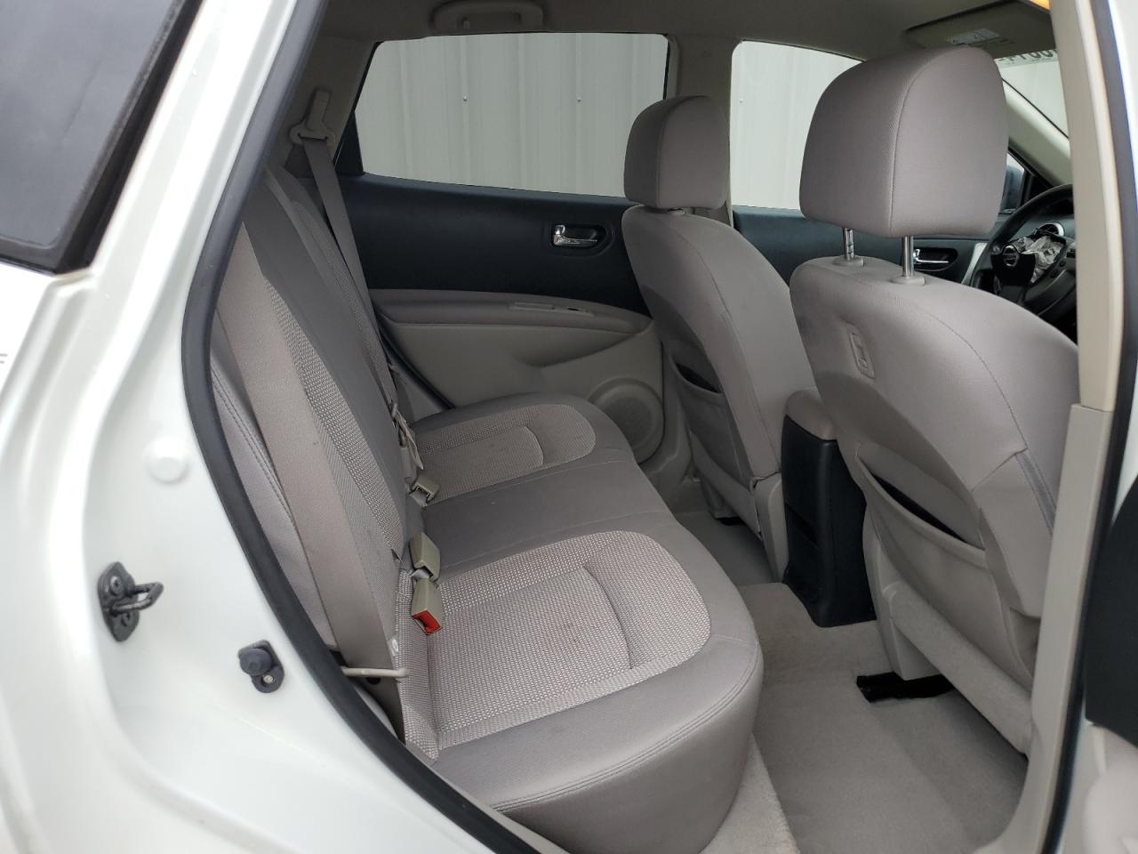 JN8AS5MT4BW163450 2011 Nissan Rogue S