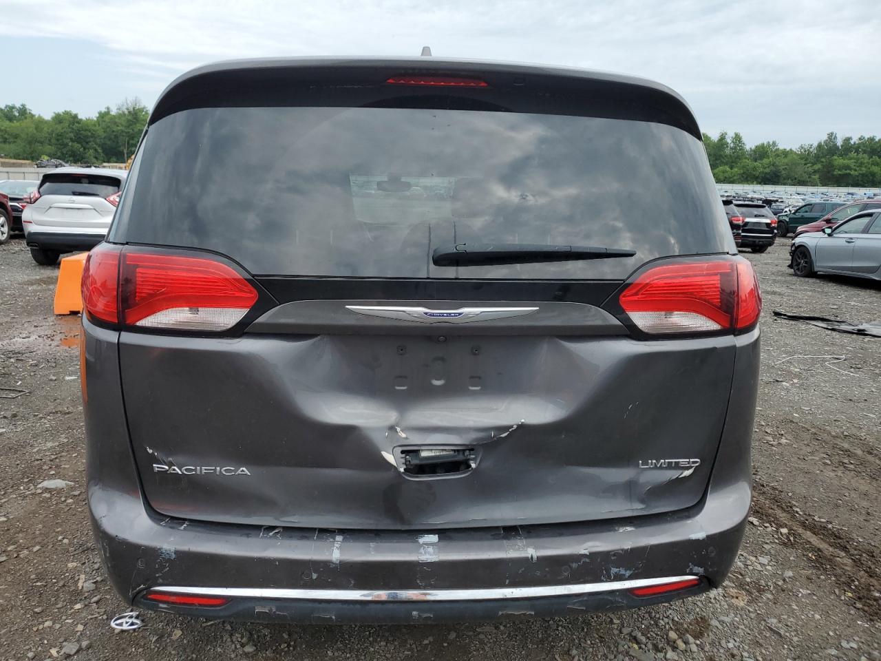 2020 Chrysler Pacifica Limited vin: 2C4RC1GG5LR144371