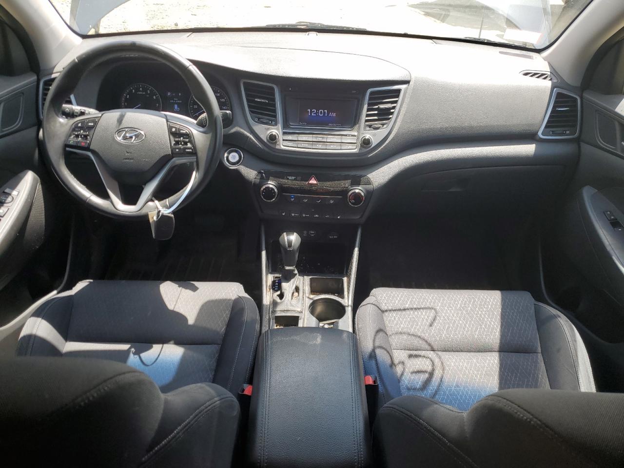 KM8J3CA26HU266278 2017 Hyundai Tucson Limited