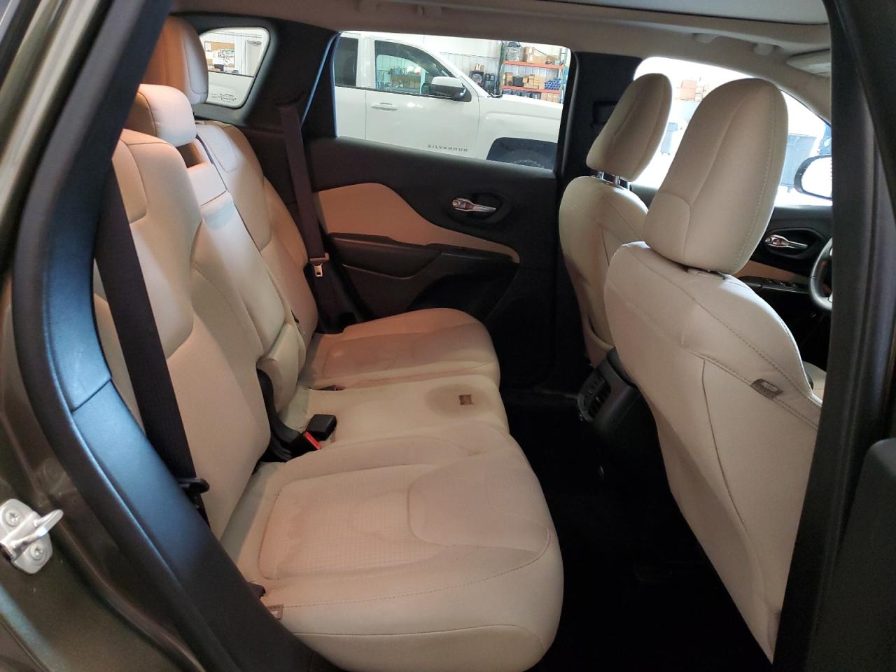 1C4PJMCS2GW145418 2016 Jeep Cherokee Latitude