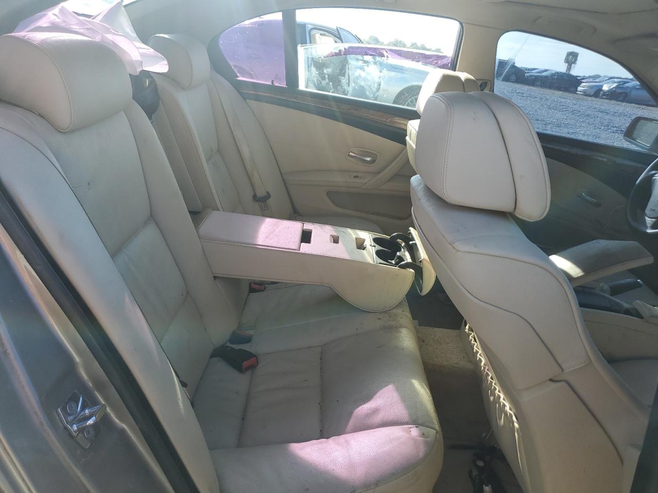 WBANU53548CT12599 2008 BMW 528 I