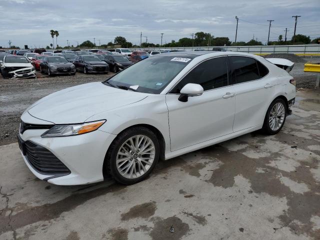 VIN 4T1B11HK8JU035845 2018 Toyota Camry, L no.1