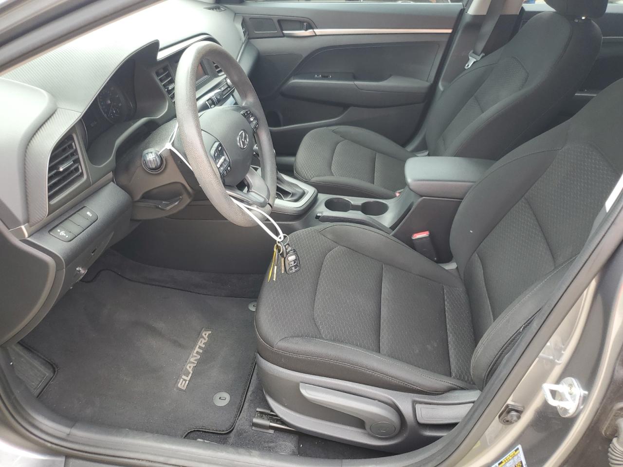 5NPD74LF4KH488735 2019 Hyundai Elantra Se