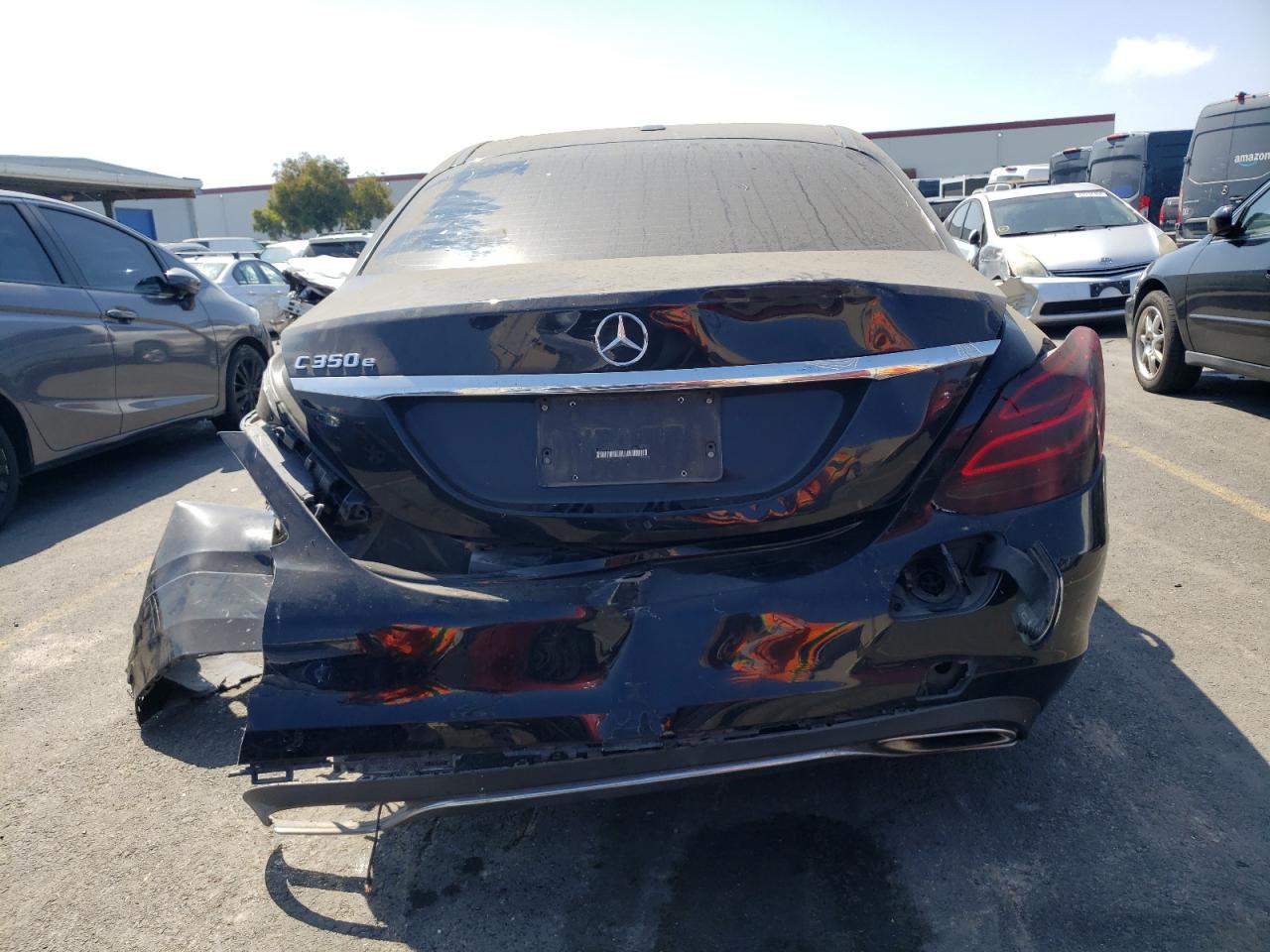 55SWF4HB9JU236699 2018 Mercedes-Benz C 350E