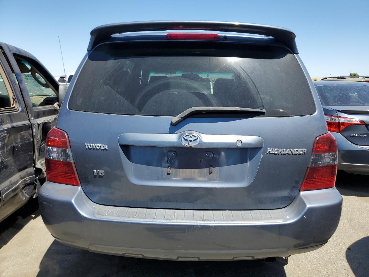JTEDP21A250072336 2005 Toyota Highlander Limited