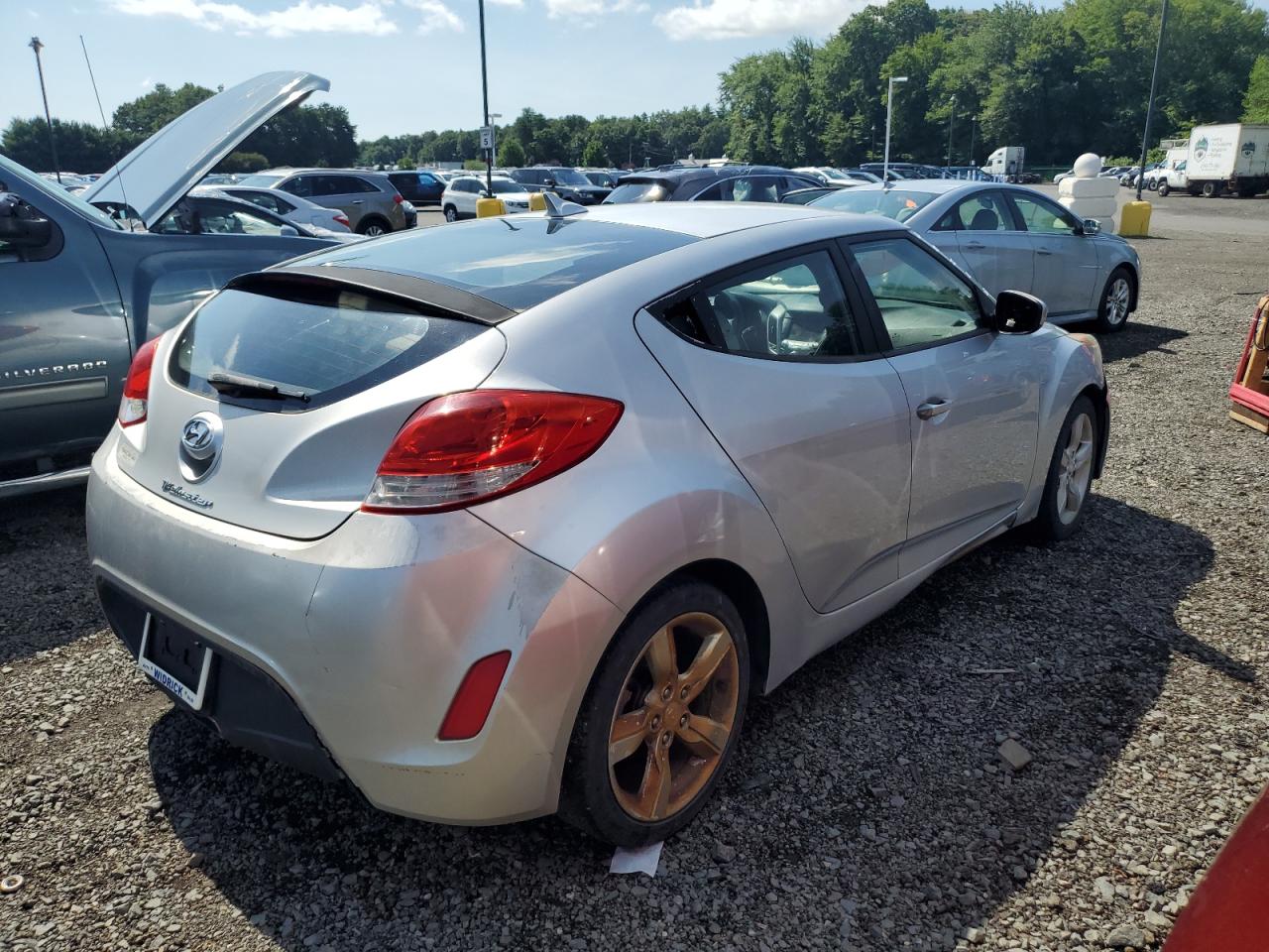 2012 Hyundai Veloster vin: KMHTC6AD6CU020559