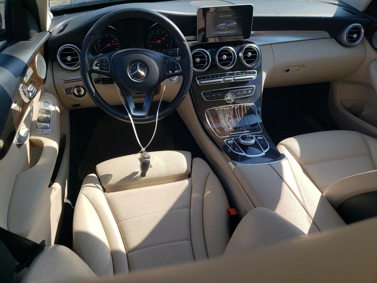 55SWF4KB3HU198504 2017 Mercedes-Benz C 300 4Matic