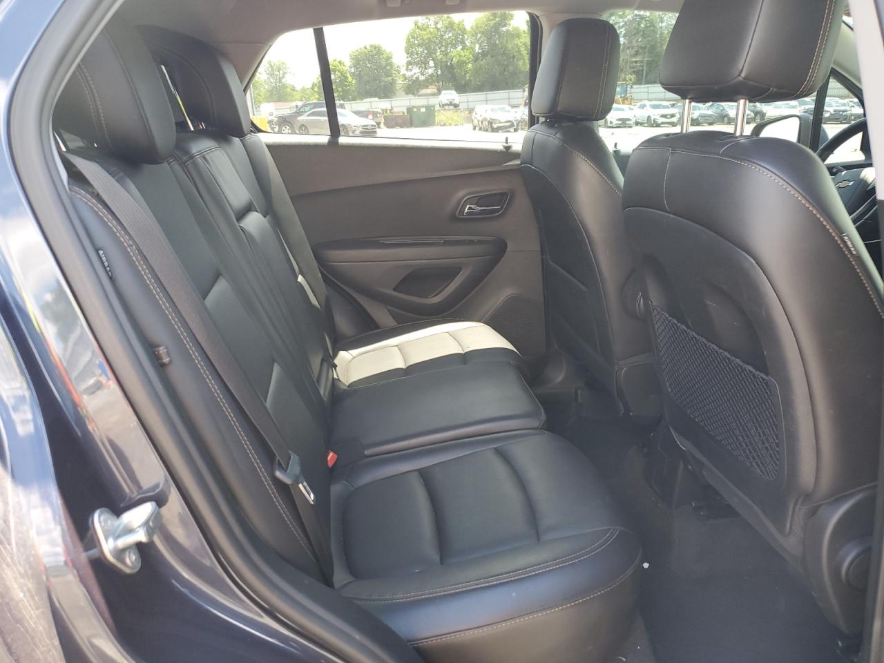 3GNCJRSB5JL322903 2018 Chevrolet Trax Premier