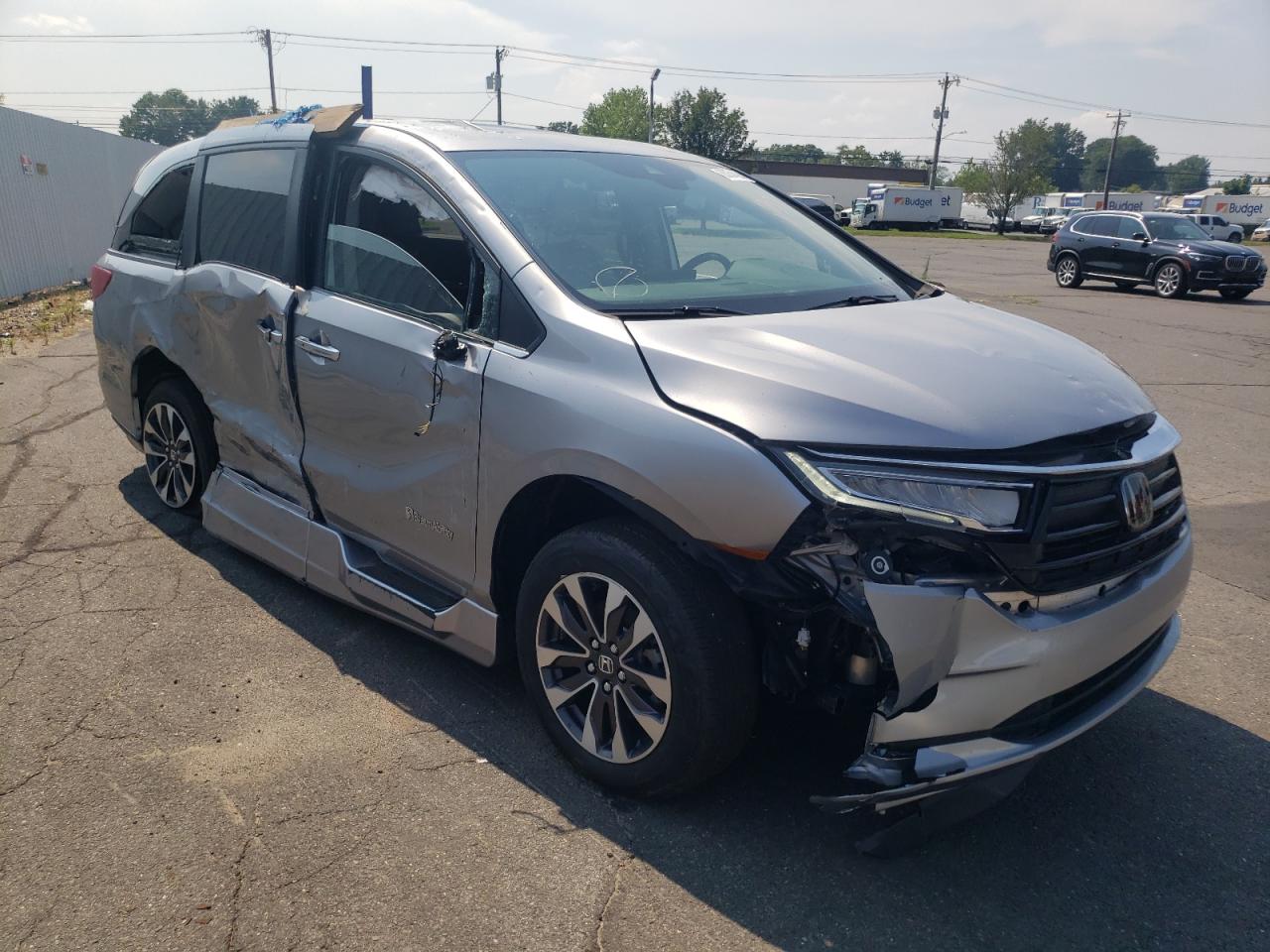 Lot #2738143896 2022 HONDA ODYSSEY EX