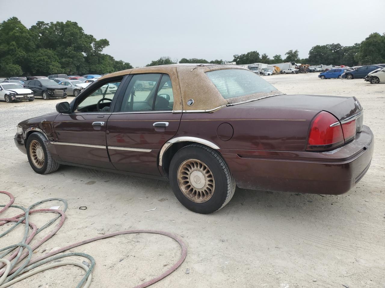 2MEFM75W11X633063 2001 Mercury Grand Marquis Ls