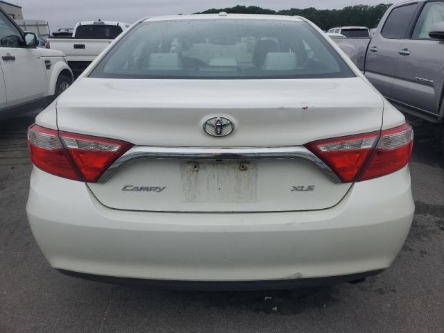 2015 Toyota Camry Le VIN: 4T1BF1FK2FU875714 Lot: 61468114