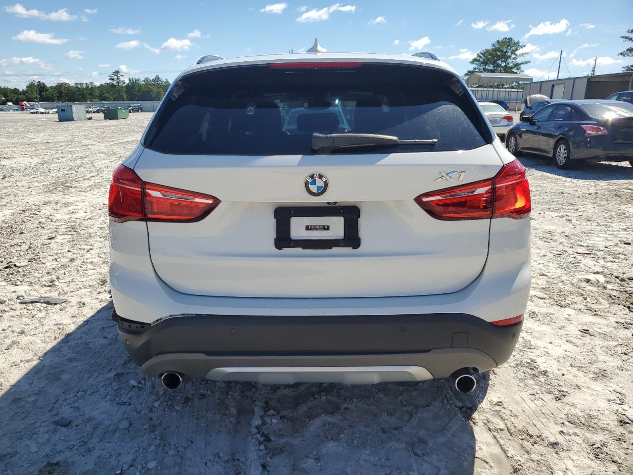 WBXHU7C39H5H37918 2017 BMW X1 Sdrive28I